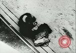 Immagine di Rifugiati francese Parigi Francia, 1942, secondo 61 filmato di repertorio 65675021868
