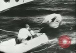 Immagine di Operazione di salvataggio Teatro europeo, 1942, secondo 45 filmato di repertorio 65675021869