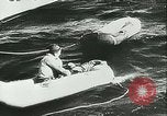 Immagine di Operazione di salvataggio Teatro europeo, 1942, secondo 46 filmato di repertorio 65675021869
