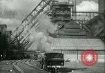 Standbild Stahlwerk Deutschland, 1940, aus Sekunde 31 historischem Filmmaterial Videoclip 65675021929
