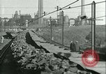 Standbild Stahlwerk Deutschland, 1940, aus Sekunde 38 historischem Filmmaterial Videoclip 65675021929