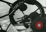 Standbild Deutsche er-111 Bomber blitz England England United Kingdom, 1940, aus Sekunde 54 historischem Filmmaterial Videoclip 65675021936