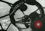 Standbild Deutsche er-111 Bomber blitz England England United Kingdom, 1940, aus Sekunde 55 historischem Filmmaterial Videoclip 65675021936