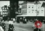 Standbild Vichy Frankreich Paris Frankreich, 1940, aus Sekunde 7 historischem Filmmaterial Videoclip 65675021938