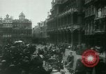 Standbild Das von den Deutschen besetzte Brüssel Belgien Brüssel Belgien, 1940, aus Sekunde 21 historischem Filmmaterial Videoclip 65675021939