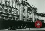 Standbild deutsche Truppen Paris Frankreich, 1940, aus Sekunde 5 historischem Filmmaterial Videoclip 65675021940