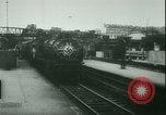 Standbild deutsche Truppen Paris Frankreich, 1940, aus Sekunde 13 historischem Filmmaterial Videoclip 65675021940