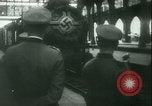 Standbild deutsche Truppen Paris Frankreich, 1940, aus Sekunde 20 historischem Filmmaterial Videoclip 65675021940