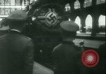 Standbild deutsche Truppen Paris Frankreich, 1940, aus Sekunde 21 historischem Filmmaterial Videoclip 65675021940