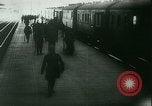 Standbild deutsche Truppen Paris Frankreich, 1940, aus Sekunde 37 historischem Filmmaterial Videoclip 65675021940