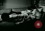 Standbild Lysergic Acid diethylamide illegale Droge LSD United States USA, 1967, aus Sekunde 11 historischem Filmmaterial Videoclip 65675021946