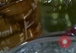 Standbild Lysergic acid diethylamide United States USA, 1967, aus Sekunde 40 historischem Filmmaterial Videoclip 65675021947