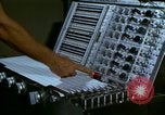 Standbild Lysergic acid diethylamide United States USA, 1967, aus Sekunde 51 historischem Filmmaterial Videoclip 65675021947