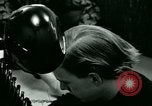 Standbild Lysergic acid diethylamide United States USA, 1967, aus Sekunde 33 historischem Filmmaterial Videoclip 65675021948