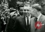 Standbild Präsident Lyndon Johnson bei Glassboro Gipfel Glassboro New Jersey USA, 1966, aus Sekunde 23 historischem Filmmaterial Videoclip 65675021949