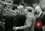 Standbild Präsident Lyndon Johnson bei Glassboro Gipfel Glassboro New Jersey USA, 1966, aus Sekunde 32 historischem Filmmaterial Videoclip 65675021949