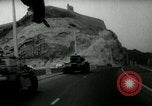 Image British Royal Marines bouclage cratère canton Aden au Yémen, 1966, de la seconde 20 séquences d'archives historiques vidéo 65675021952