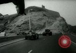 Image British Royal Marines bouclage cratère canton Aden au Yémen, 1966, de la seconde 21 séquences d'archives historiques vidéo 65675021952