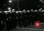 Image anti-guerre du Vietnam la démonstration Los Angeles California USA, 1967, de la seconde 10 séquences d'archives historiques vidéo 65675021954