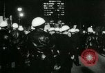 Image anti-guerre du Vietnam la démonstration Los Angeles California USA, 1967, de la seconde 36 séquences d'archives historiques vidéo 65675021954