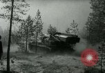 Image 'armée suédoise démontrant canon à capacité nucléaire Suède, 1966, de la seconde 31 séquences d'archives historiques vidéo 65675021955