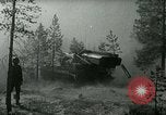 Image 'armée suédoise démontrant canon à capacité nucléaire Suède, 1966, de la seconde 38 séquences d'archives historiques vidéo 65675021955