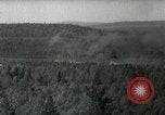 Image 'armée suédoise démontrant canon à capacité nucléaire Suède, 1966, de la seconde 52 séquences d'archives historiques vidéo 65675021955