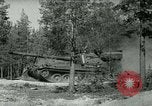 Image 'armée suédoise démontrant canon à capacité nucléaire Suède, 1966, de la seconde 59 séquences d'archives historiques vidéo 65675021955