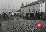 Immagine di Stati Uniti truppe rodeo Francia, 1918, secondo 4 filmato di repertorio 65675021964