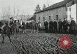 Immagine di Stati Uniti truppe rodeo Francia, 1918, secondo 5 filmato di repertorio 65675021964