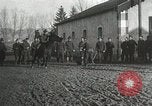 Immagine di Stati Uniti truppe rodeo Francia, 1918, secondo 27 filmato di repertorio 65675021964