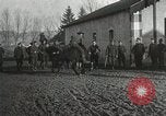 Immagine di Stati Uniti truppe rodeo Francia, 1918, secondo 28 filmato di repertorio 65675021964