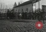 Immagine di Stati Uniti truppe rodeo Francia, 1918, secondo 44 filmato di repertorio 65675021964