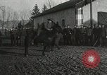Immagine di Stati Uniti truppe rodeo Francia, 1918, secondo 47 filmato di repertorio 65675021964