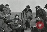 Standbild USA airmen Frankreich, 1918, aus Sekunde 11 historischem Filmmaterial Videoclip 65675021966