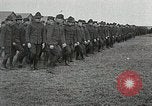 Standbild USA Soldaten Frankreich, 1918, aus Sekunde 28 historischem Filmmaterial Videoclip 65675021967