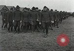Standbild USA Soldaten Frankreich, 1918, aus Sekunde 29 historischem Filmmaterial Videoclip 65675021967