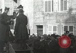 Standbild Taufe Ritus Frankreich, 1918, aus Sekunde 15 historischem Filmmaterial Videoclip 65675021970
