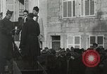 Standbild Taufe Ritus Frankreich, 1918, aus Sekunde 27 historischem Filmmaterial Videoclip 65675021970
