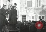 Standbild Taufe Ritus Frankreich, 1918, aus Sekunde 31 historischem Filmmaterial Videoclip 65675021970