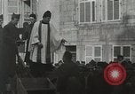 Standbild Taufe Ritus Frankreich, 1918, aus Sekunde 38 historischem Filmmaterial Videoclip 65675021970