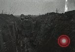 Standbild United States Army Soldaten Frankreich, 1918, aus Sekunde 18 historischem Filmmaterial Videoclip 65675021971