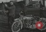 Standbild USA Kavallerie Frankreich, 1918, aus Sekunde 3 historischem Filmmaterial Videoclip 65675021972