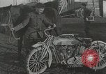 Standbild USA Kavallerie Frankreich, 1918, aus Sekunde 4 historischem Filmmaterial Videoclip 65675021972