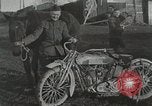 Standbild USA Kavallerie Frankreich, 1918, aus Sekunde 8 historischem Filmmaterial Videoclip 65675021972