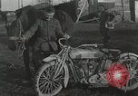 Standbild USA Kavallerie Frankreich, 1918, aus Sekunde 11 historischem Filmmaterial Videoclip 65675021972