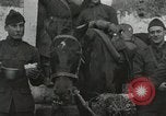 Standbild USA Kavallerie Frankreich, 1918, aus Sekunde 15 historischem Filmmaterial Videoclip 65675021972