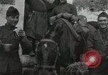 Standbild USA Kavallerie Frankreich, 1918, aus Sekunde 20 historischem Filmmaterial Videoclip 65675021972