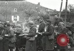 Standbild USA Soldaten Frankreich, 1918, aus Sekunde 1 historischem Filmmaterial Videoclip 65675021973