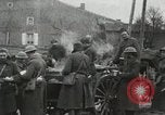 Standbild USA Soldaten Frankreich, 1918, aus Sekunde 3 historischem Filmmaterial Videoclip 65675021973